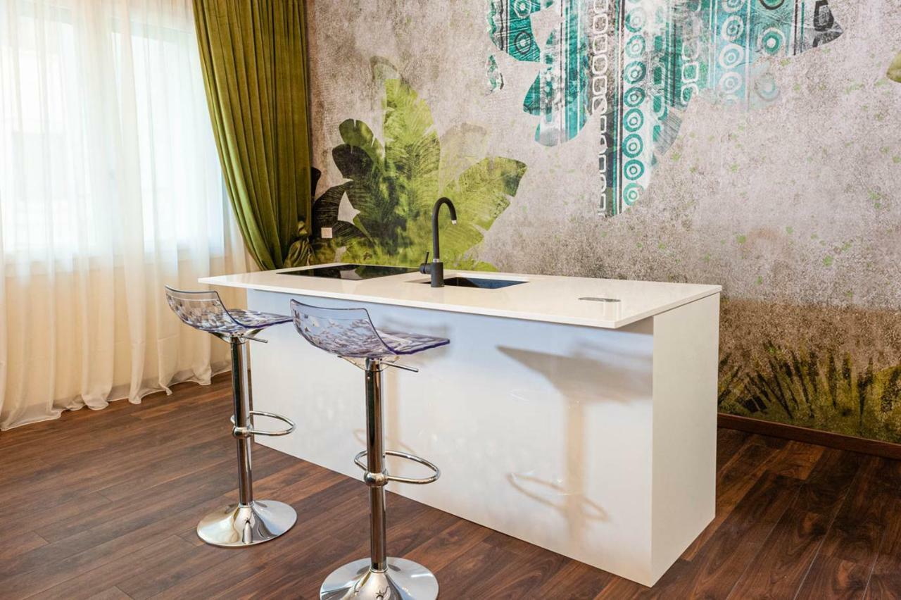 Lion Relais De Charme Verona Exterior photo