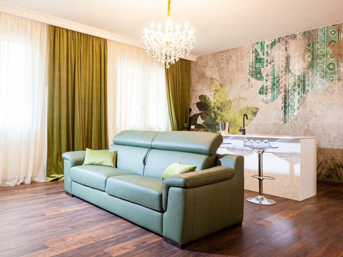 Lion Relais De Charme Verona Exterior photo